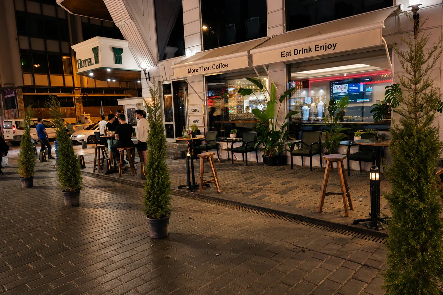 SesPresso Taksim’in akşam dış görünümü